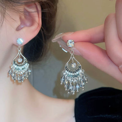 Boucles d'oreilles chandelier vintage en cristal étincelant pour femmes